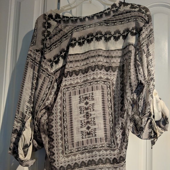 Patterned Tunic - Picture 5 of 5